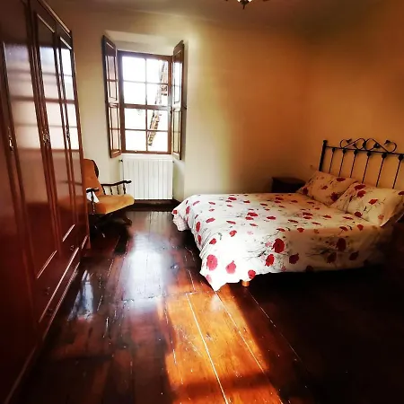 Casa Con En Pol, *