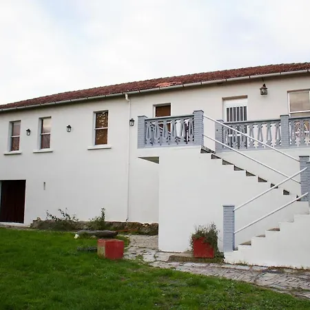 Casa Con En Pol, 몬포르테데레모스