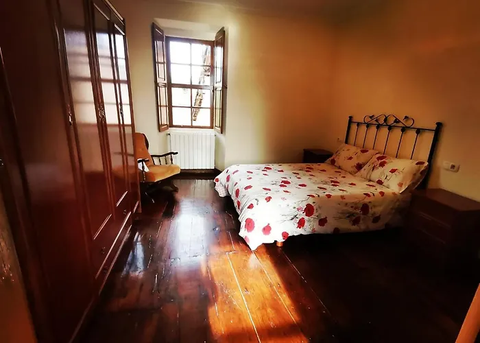 Casa Con En Pol, *